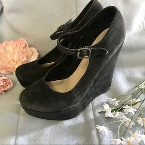 Kimchi Blue suede platform wedge